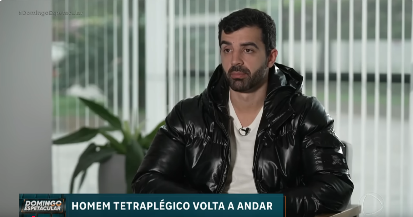 Homem tetraplégico volta andar …